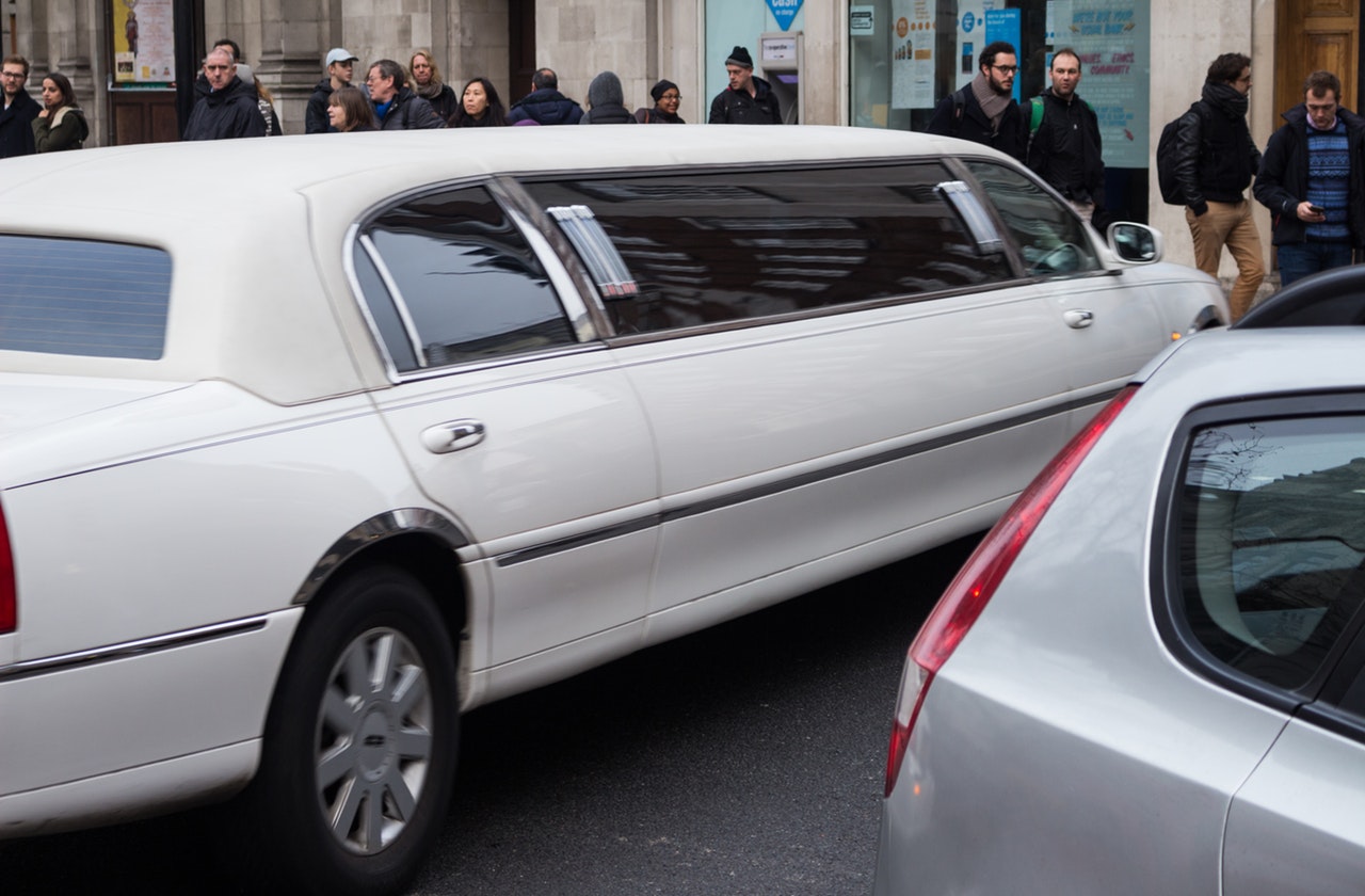 Dream Meaning of a Limousine