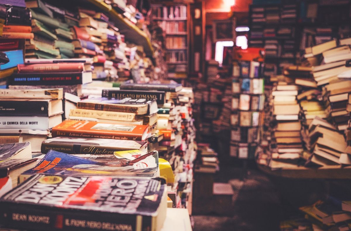 Dream Meaning of Bookstore