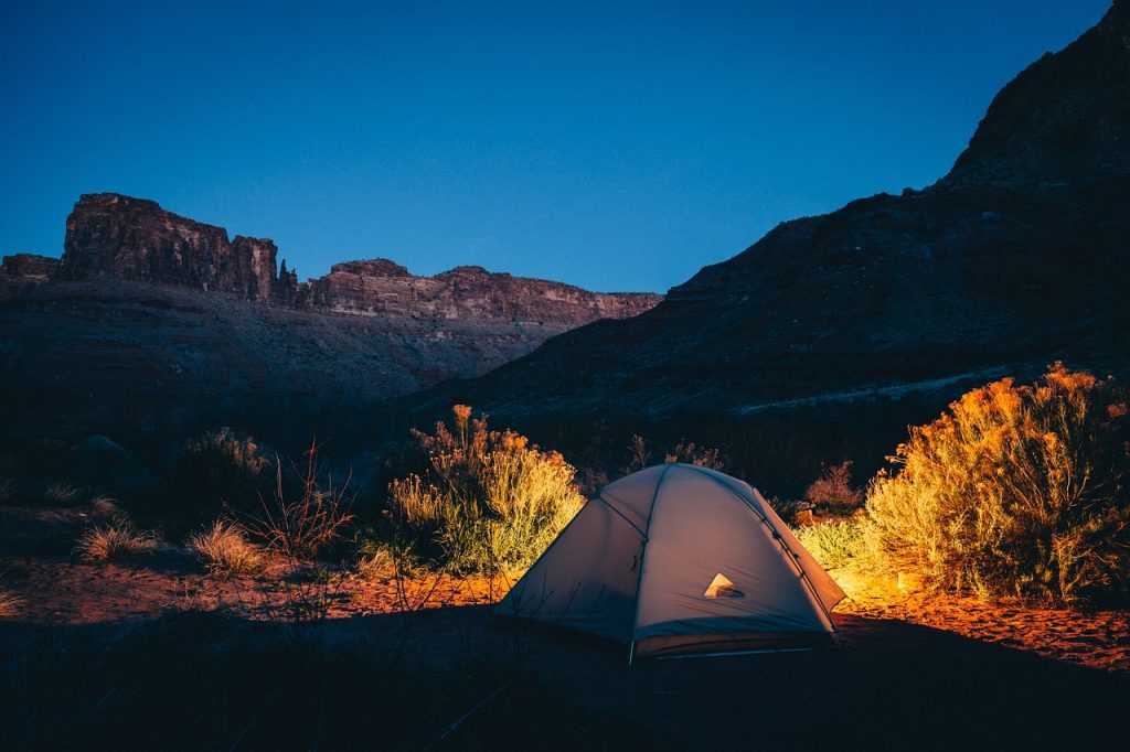 Dream Meaning of Camp